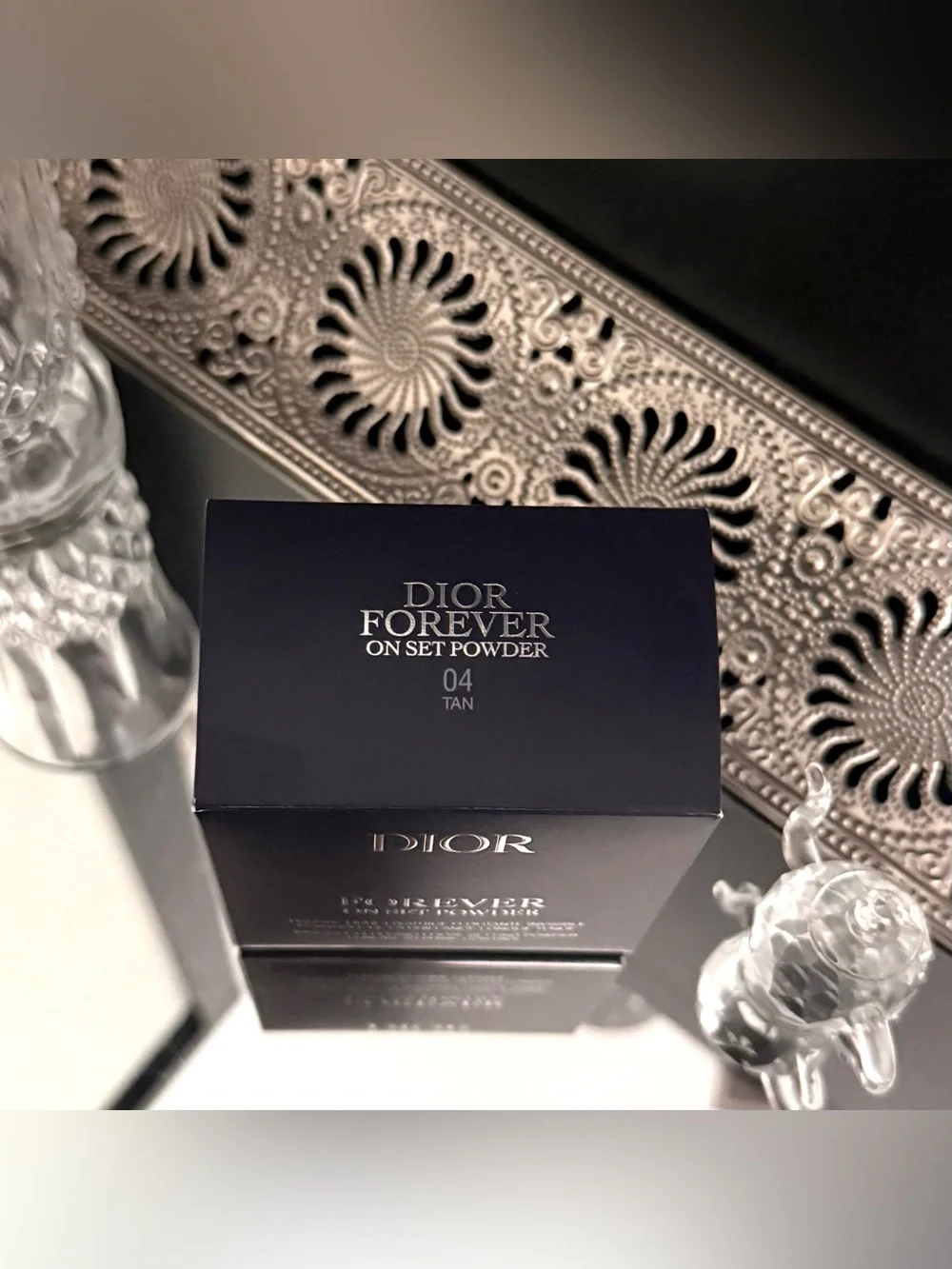 Dior Forever On-Set Loose Setting Powder 4